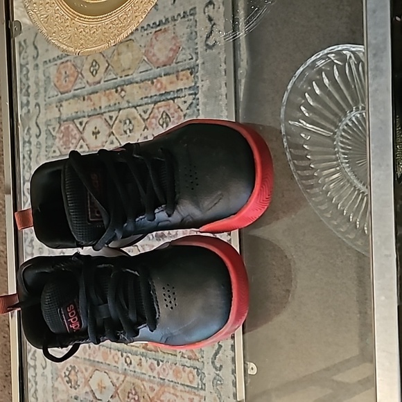 Adidas basketball shoes size 11k (own the game) - Picture 2 of 8